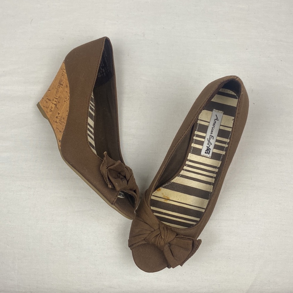 NWOT American Eagle Wedges Brown 7.5